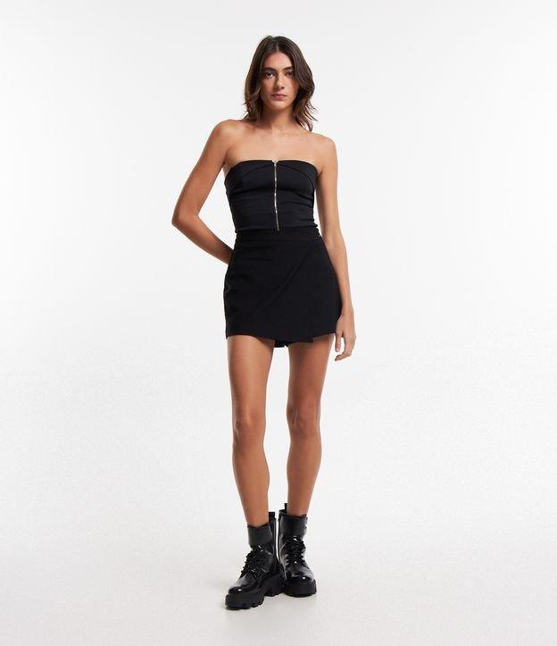 Short Saia Curto em Bengaline Assimétrico com Bolsinho - 2