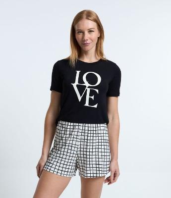 Pijama Short Doll em Viscose Estampa Xadrez e Love