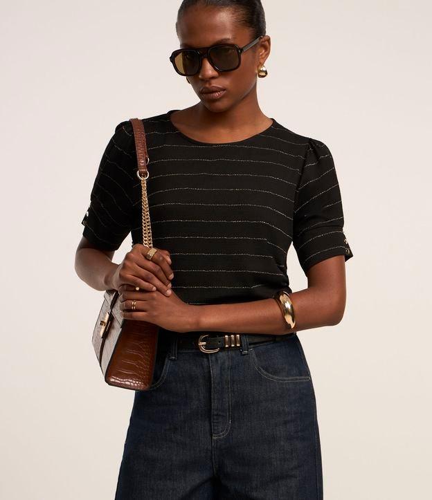 Blusa em Viscose com Estampa Listrada em Fio Metalizado - 4