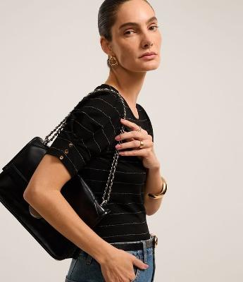 Blusa em Viscose com Estampa Listrada em Fio Metalizado