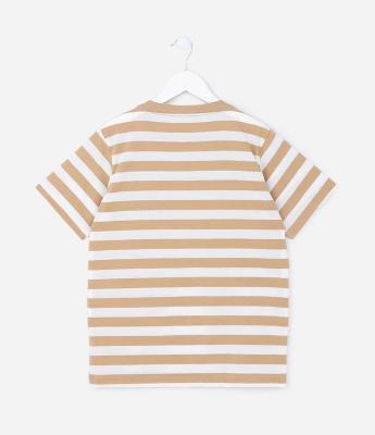 Camiseta Infantil Comfort com Estampa Listrada - Tam 5 a 14 anos