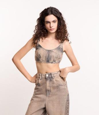 Top de Alça Larga em Jeans Dirty Washed