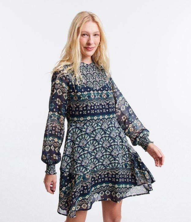 Vestido Curto com Golinha Alta e Estampa Gravataria - 1