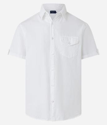 Camisa em Oxford com Bolsos e Dobra na Manga