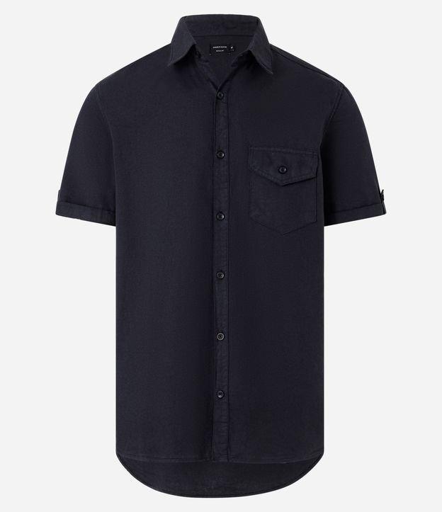 Camisa em Oxford com Bolsos e Dobra na Manga - 1