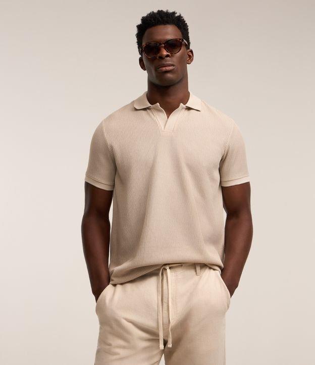 Camisa Polo com Gola Lapela sem Botão e Textura Canelada - 1