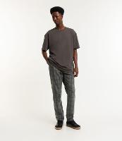 Calça Cargo em Sarja com Estampa Xadrez e Amarração na Cintura - 2