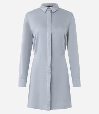 Vestido Alfaiatado com Abotoamento Frontal e Pregas