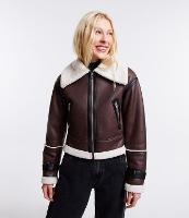 Jaqueta em Pu com Forro em Sherpa e Fivela nos Punhos - 1