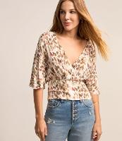 Blusa em Viscose com Decote Transpassado e Estampa Abstrata - 1