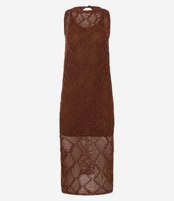 Vestido New Midi em Tricô com Decote Halter e Ponto Crochetado