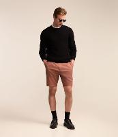 Bermuda Alfaiatada em Algodão com Passantes no Cós e Pregas - 2