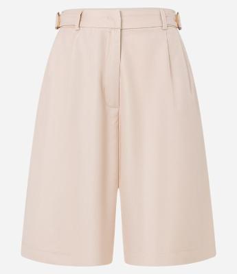 Bermuda Jorts Alfaiatada com Fivelas Laterais no Cós