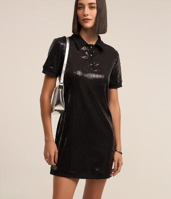 Vestido em Paête com Abotoamento e Lapela na Gola