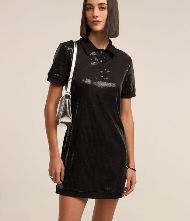 Vestido em Paête com Abotoamento e Lapela na Gola - 1