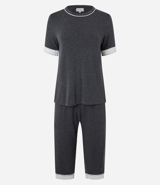 Pijama Capri em Viscose com Detalhes em Renda - 1