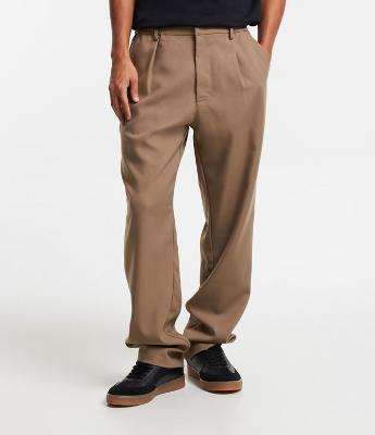 Calça Loose em Alfaiataria com Bolso Faca