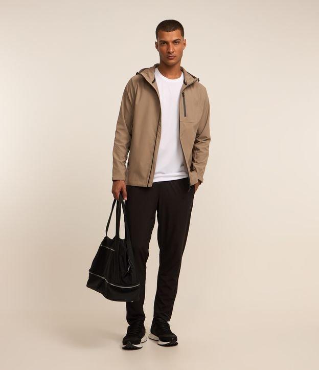 Calça Esportiva com Cós Elástico e Bolsos - 2