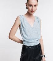 Blusa em Chiffon com Decote Transpassado e Texturas - 1