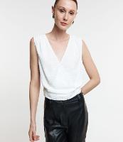 Blusa em Chiffon com Decote Transpassado e Texturas - 1