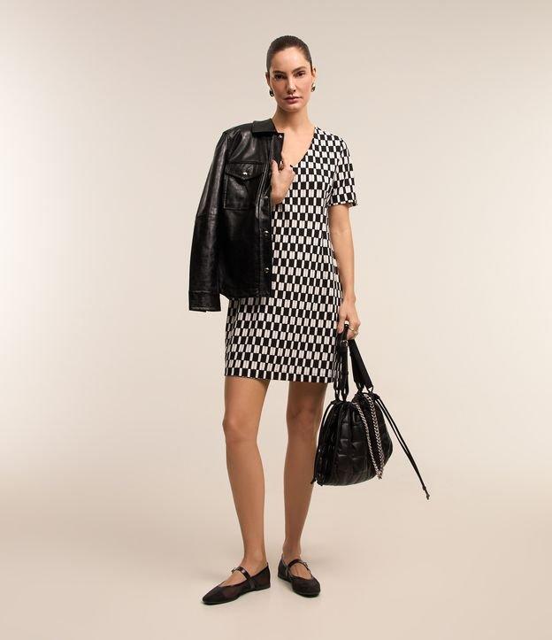 Vestido em Crepe com Zíper nas Costas e Estampa Geométrica - 2