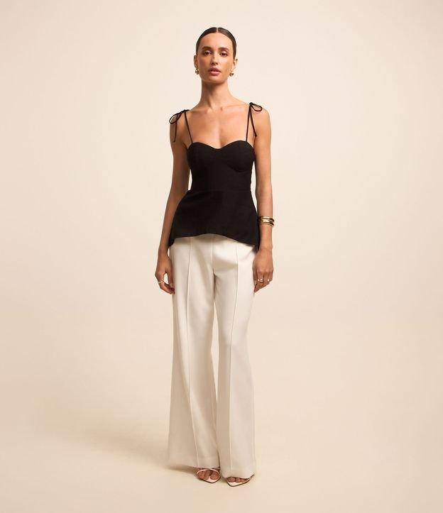 Blusa em Viscose Alfaiatada com Recortes e Amarração nas Alças - 3