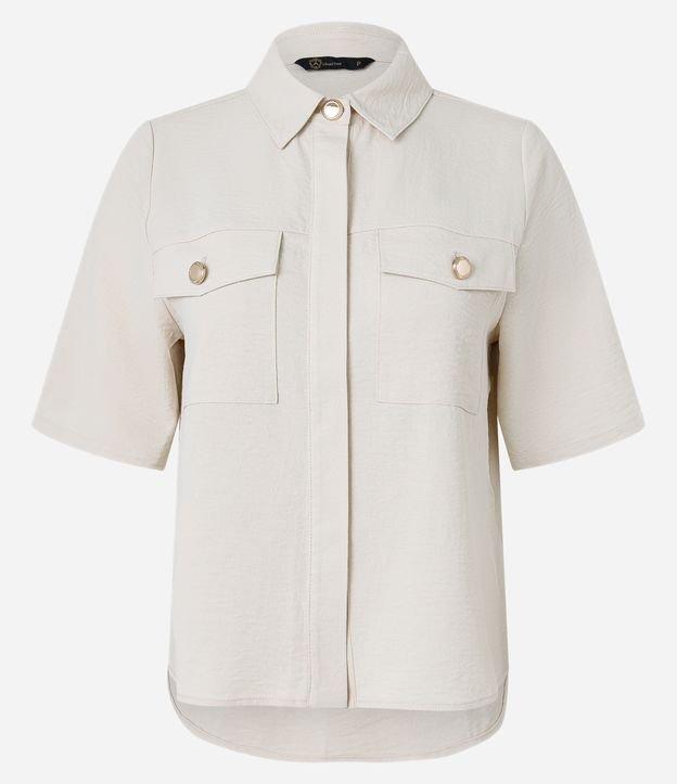 Camisa Airflow com Botões Metalizados e Bolsos Frontais - 1