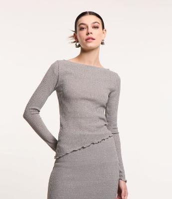 Blusa em Ribana com Brilho e Frufru na Barra