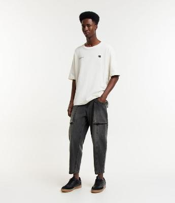 Calça Balloon em Jeans com Bolsos e Zíperes Frontais