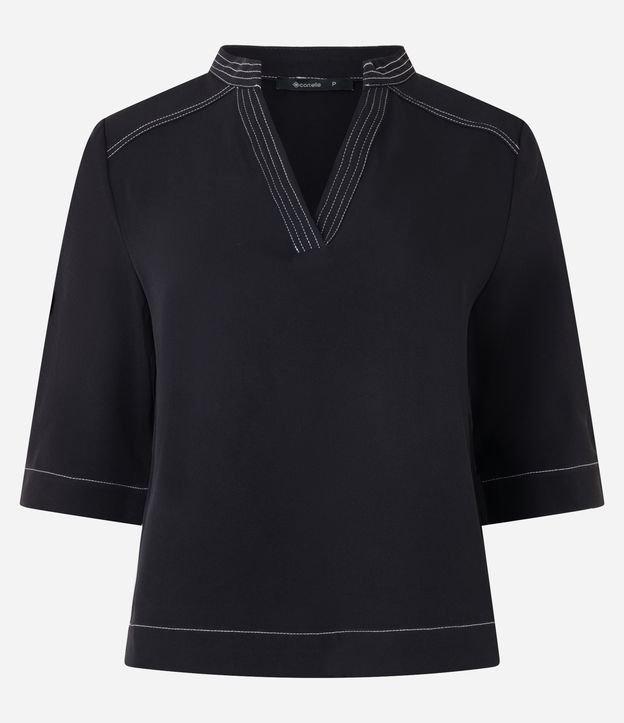 Blusa em Crepe com Detalhes de Pespontos Contrastantes - 2