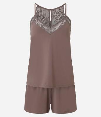 Pijama Short Doll com Detalhes em Renda