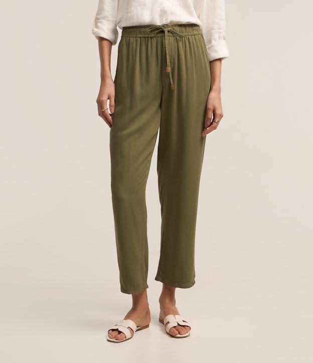 Calça Reta Cropped Cintura Alta em Sarja com Amarração - 1