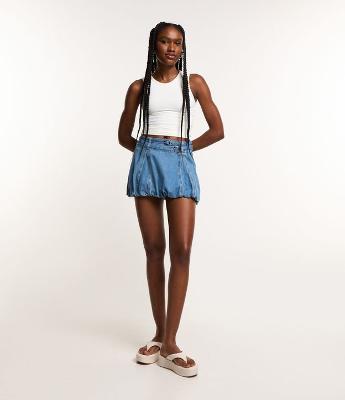 Saia Balonê Curta em Jeans Destroyer com 02 Cintos