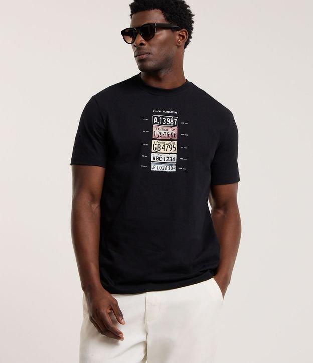 Camiseta em Algodão com Estampa Placas de Carro - 1