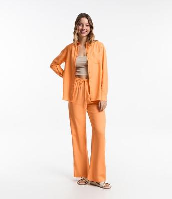 Calça Reta em Viscose com Linho e Amarração no Cós