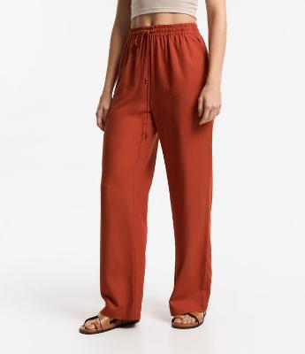 Calça Reta em Viscose com Linho e Amarração no Cós