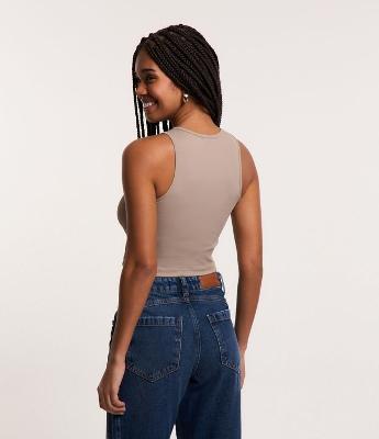 Blusa Curta Básica em Ribana Caneladinha