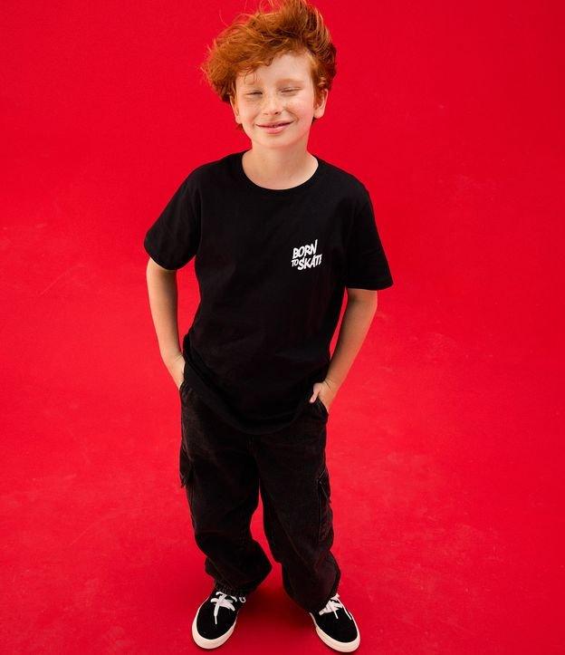 Camiseta Infantil com Estampa de Capivara Skatista - Tam 5 a 14 anos - 2