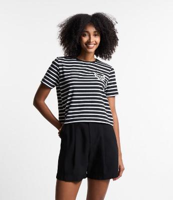 Blusa T-shirt em Algodão Listrado com Bordado Borboleta