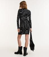 Vestido Curto em Tricô Listrado - 1
