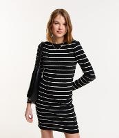 Vestido Curto em Tricô Listrado - 2