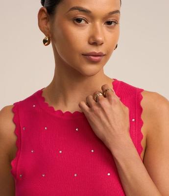 Blusa sem Manga em Viscose com Detalhe Ondulados na Borda