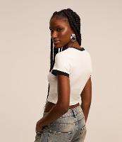 Blusa T-shirt em Algodão com Detalhes Contrastantes - 1