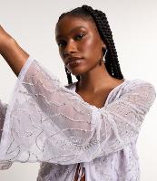 Blusa Cropped em Tule com Bordado Brilhoso e Amarração no Decote - 1