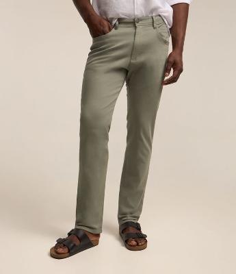 Calça em Sarja com Cós Elastano