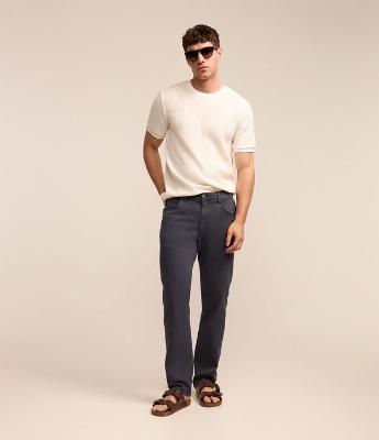 Calça em Sarja com Cós Elastano