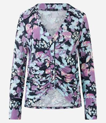 Camisa com Repuxadinho na Barra e Estampa Abstrata