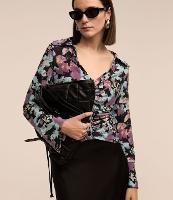 Camisa com Repuxadinho na Barra e Estampa Abstrata - 2