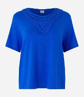 Blusa em Viscose com Detalhe Texturizado na Gola - 1