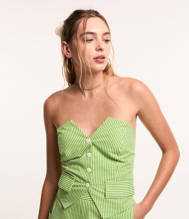 Blusa Cropped em Tricoline Listrado com Lastex nas Costas - 2